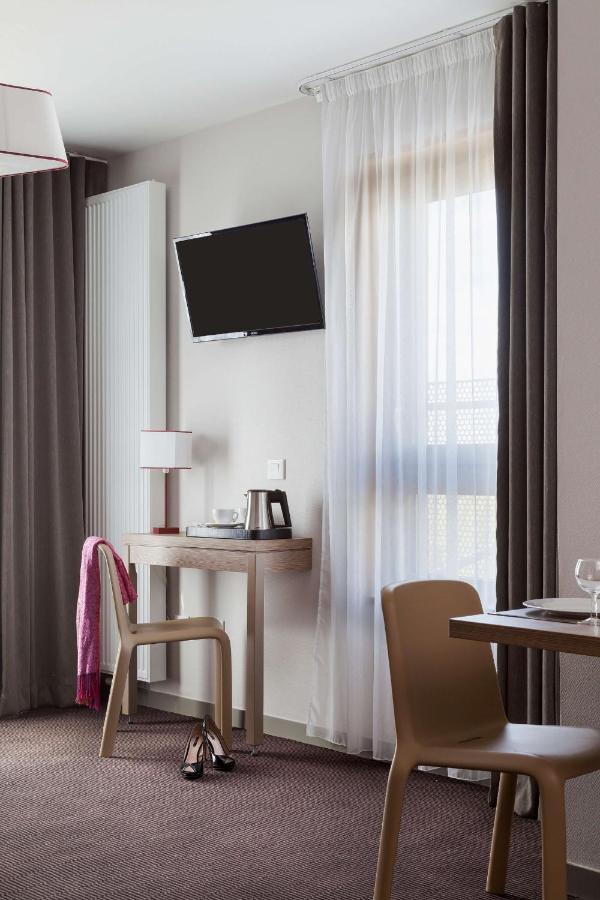 Neho Suites Porte De Geneve - Gare อานมาส ภายนอก รูปภาพ