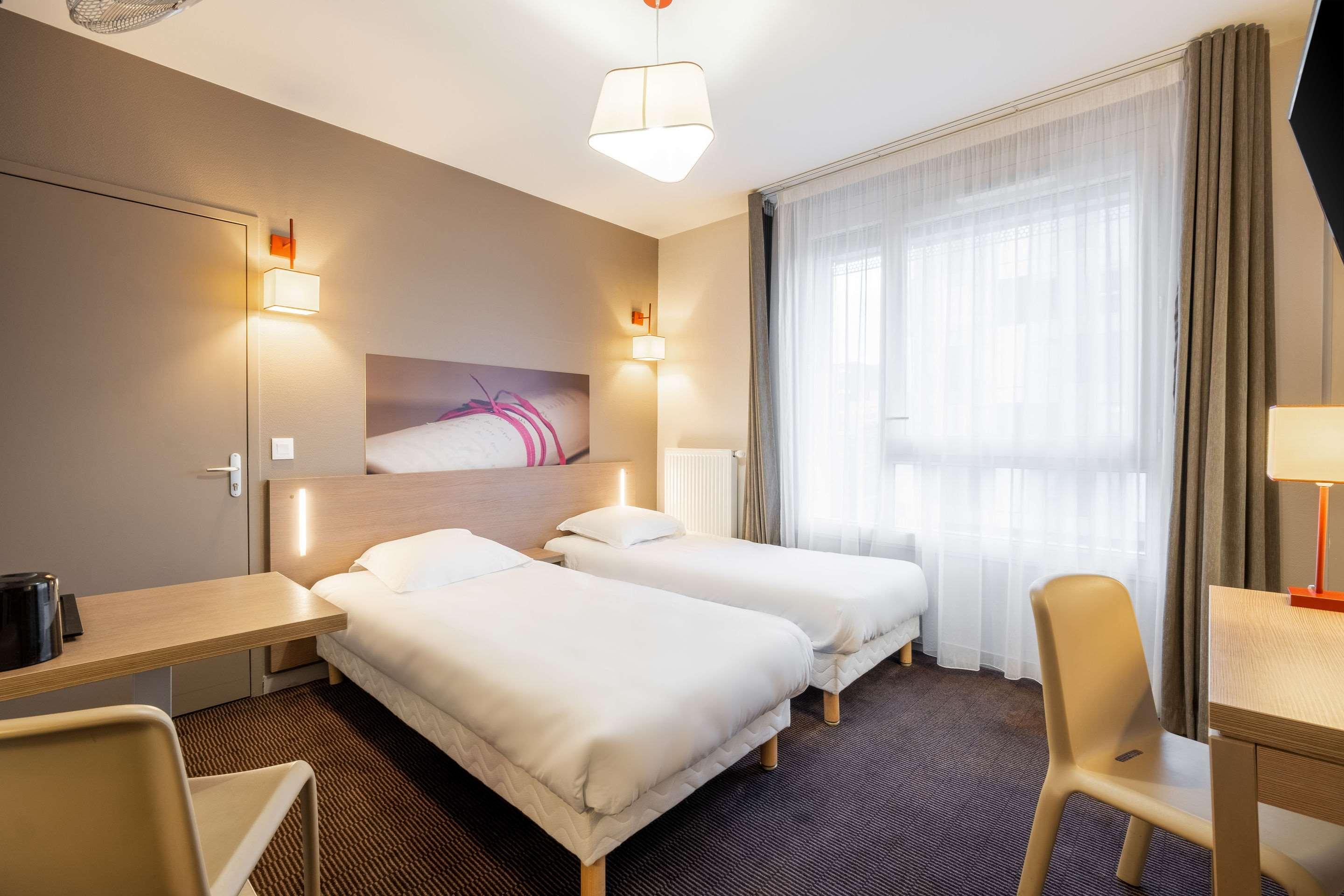 Neho Suites Porte De Geneve - Gare อานมาส ภายนอก รูปภาพ