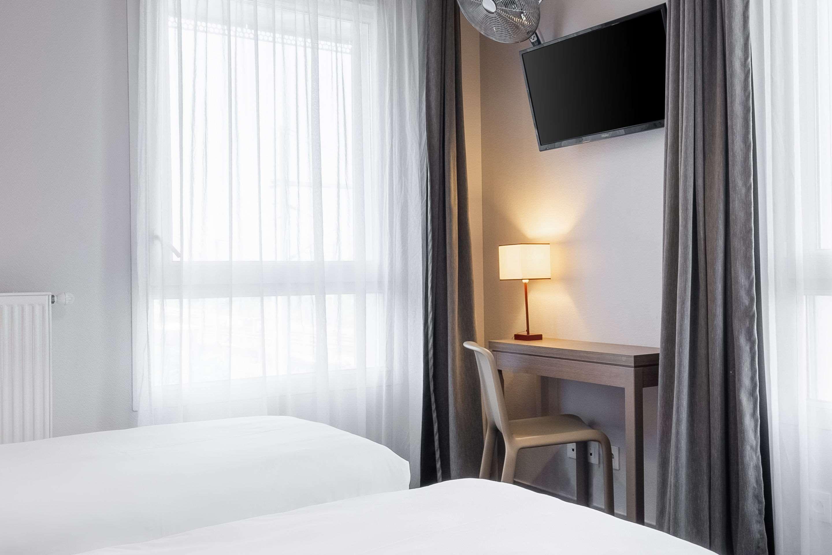 Neho Suites Porte De Geneve - Gare อานมาส ภายนอก รูปภาพ