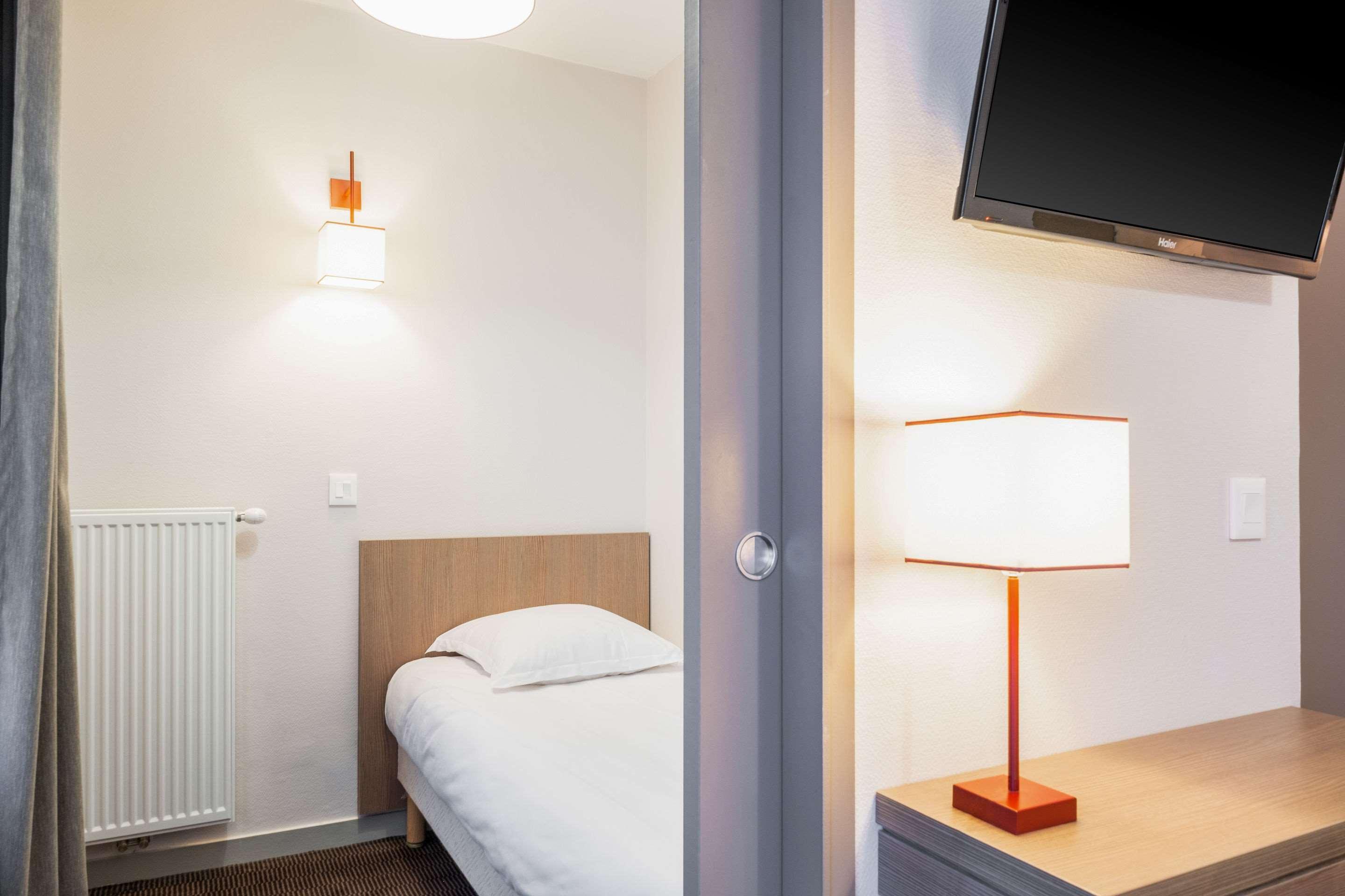 Neho Suites Porte De Geneve - Gare อานมาส ภายนอก รูปภาพ