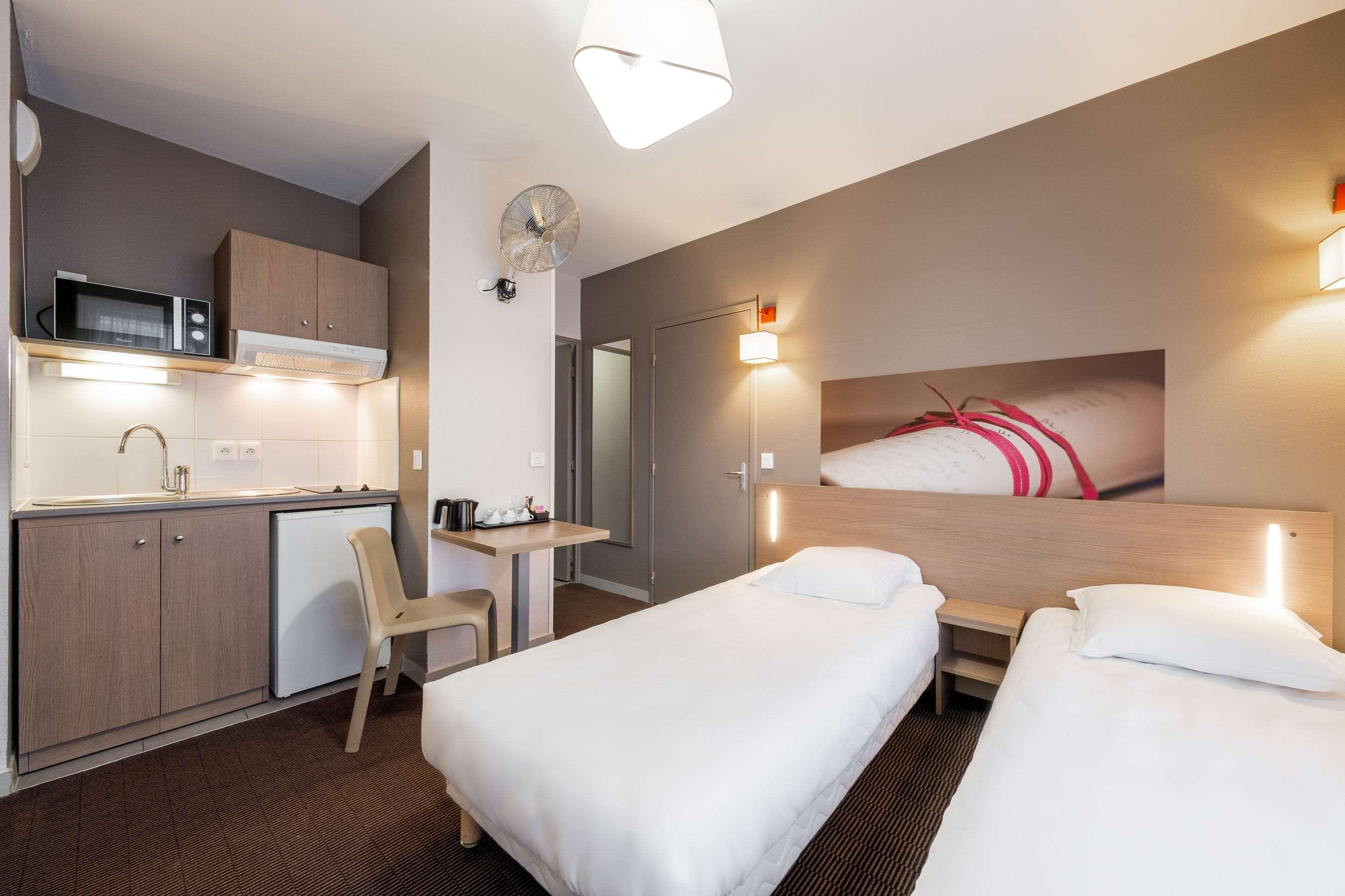 Neho Suites Porte De Geneve - Gare อานมาส ภายนอก รูปภาพ