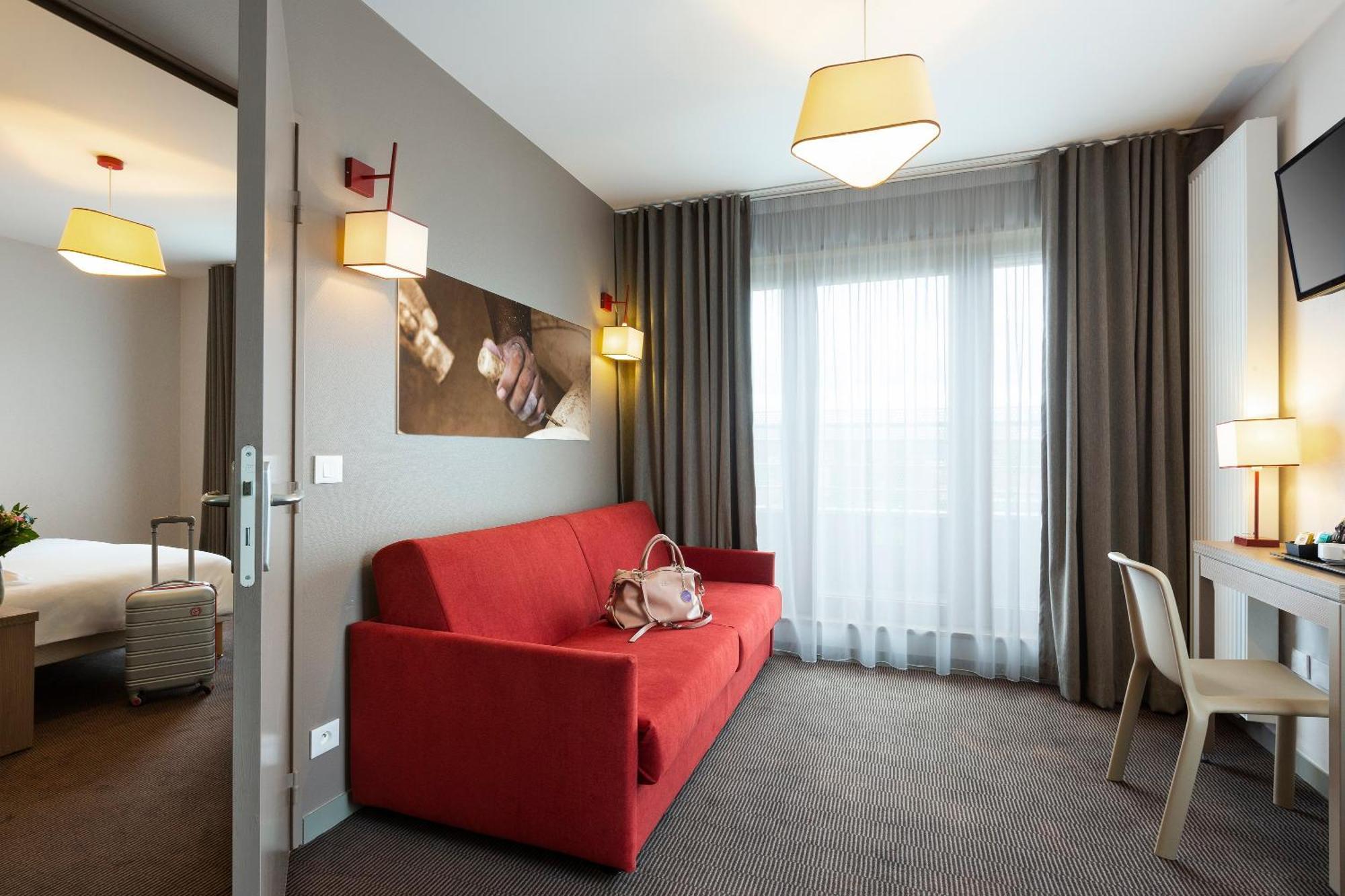 Neho Suites Porte De Geneve - Gare อานมาส ภายนอก รูปภาพ